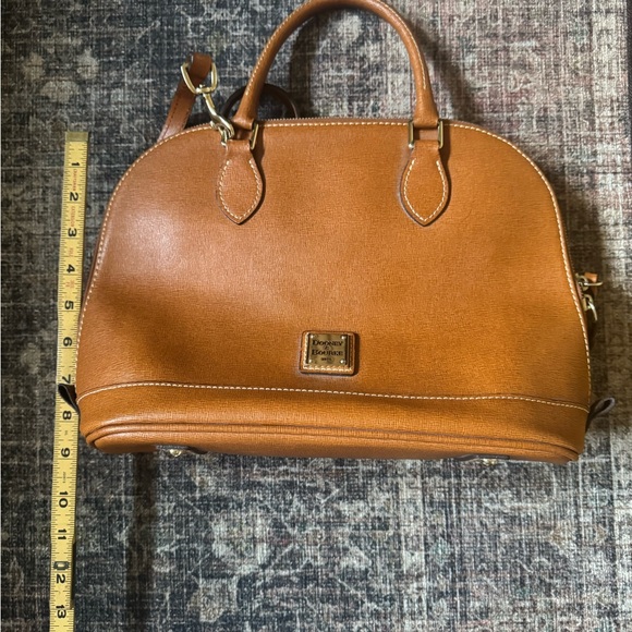 Dooney and Bourke tan leather satchel. - Picture 15 of 16